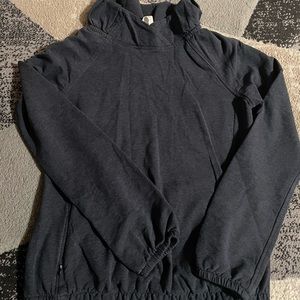 Lululemon sweatshirt
